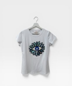 Camiseta ojo bordado